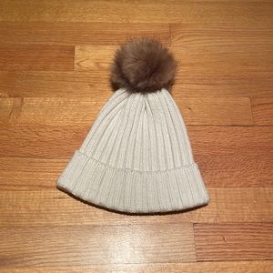 H&M White Pom Pom Hat